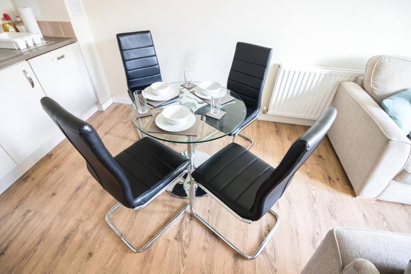 Maidstone Heights By Kasar Stays Exteriör bild