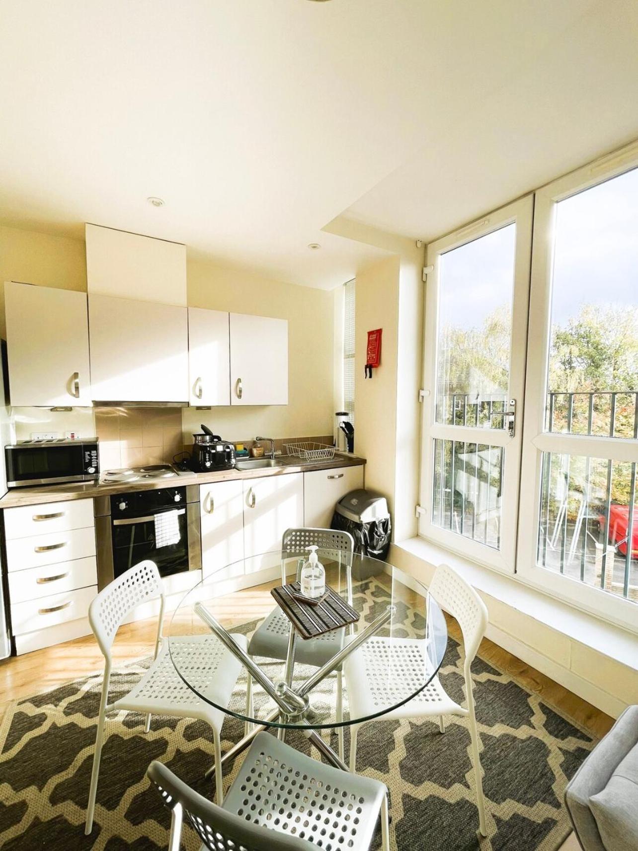Maidstone Heights By Kasar Stays Exteriör bild